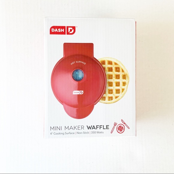 Dash Mini Electric red Waffle Maker new in box - Picture 3 of 7